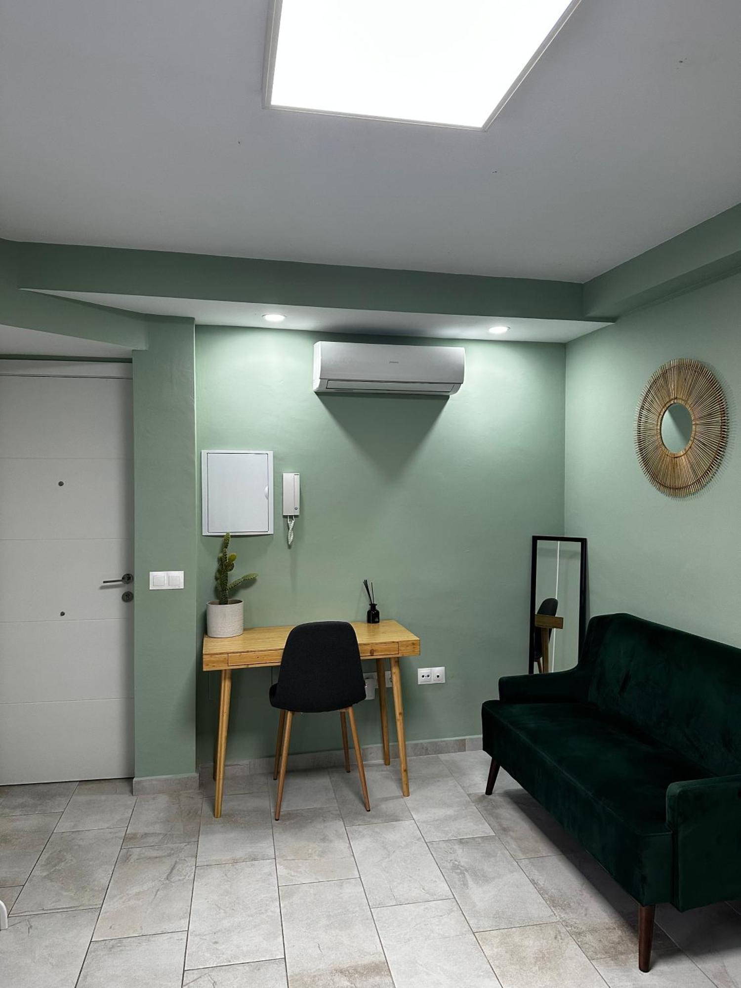 Lovely Studio Apartment Malaga Center Εξωτερικό φωτογραφία